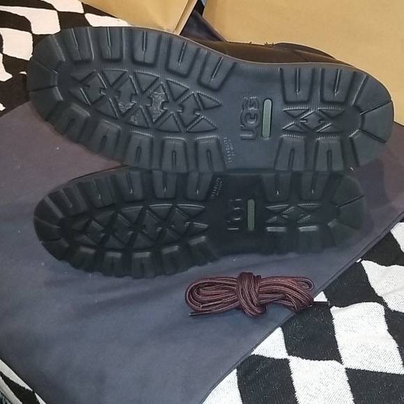 Waterproof boots - Picture 10 of 11